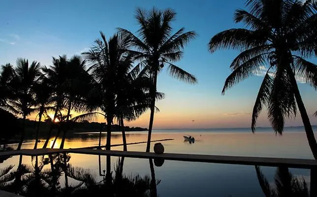 Pineapple Bay Resort Bulago Island