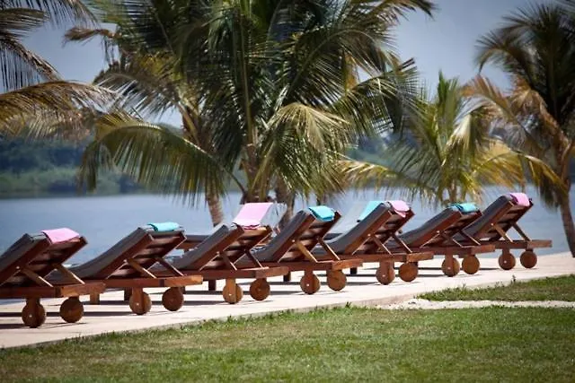 Pineapple Bay Resort Bulago Island 0*,