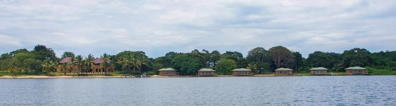 Pineapple Bay Resort Bulago Island